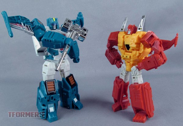 Deluxe Topspin Freezeout   TFormers Titans Return Wave 4 Gallery 158 (158 of 159)